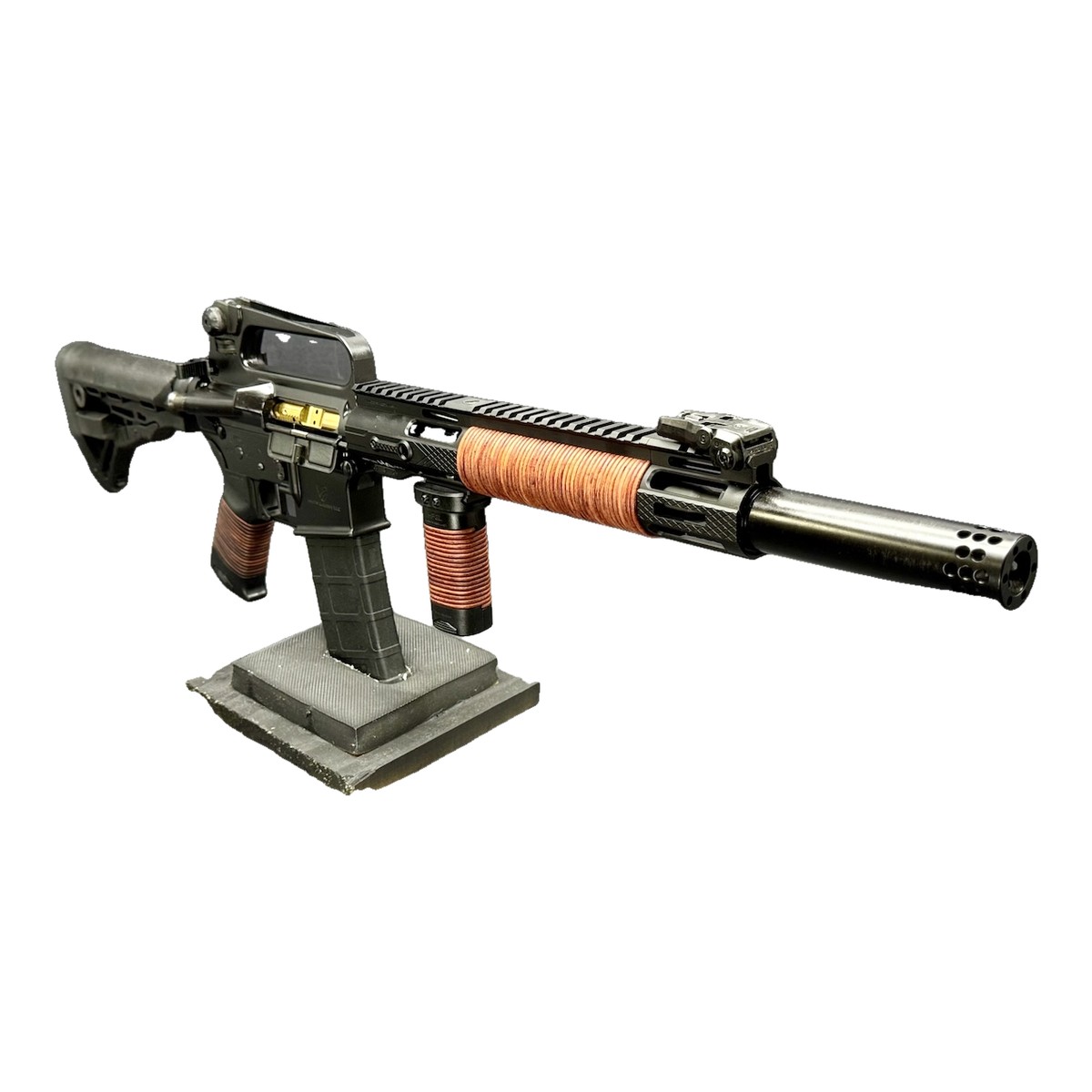 Leather-Wrapped 16″ AR-15 Rifle – 5.56 NATO 5 Leather-Wrapped 16″ AR-15 Rifle – 5.56 NATO, view 5